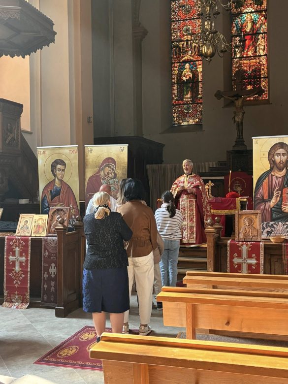 654806994_1271985175071355_77289298259107204_n